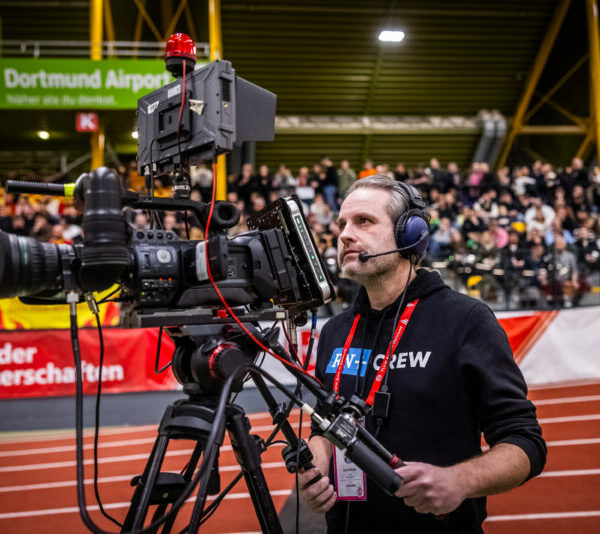 Alle Spiele der 40. Hallenfußball-Stadtmeisterschaft bei YouTube