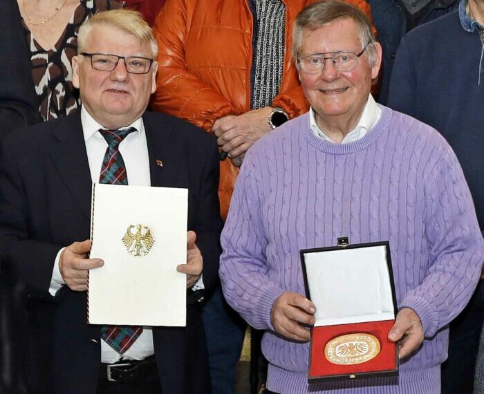 Dortmunder Boxsport 20/50 e. V. mit der Sportplakette des Bundespräsidenten ausgezeichnet