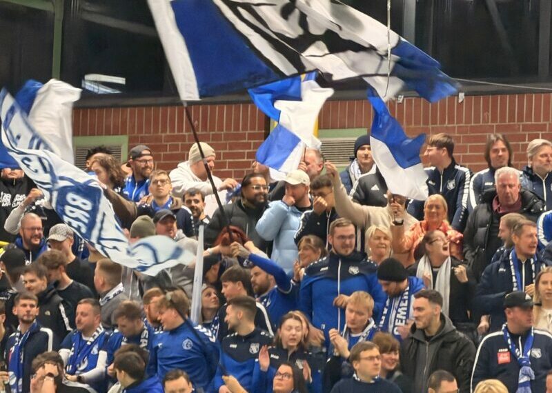 Großes Zuschauerinteresse bei der 40. Hallenfußball-Stadtmeisterschaft in Dortmund