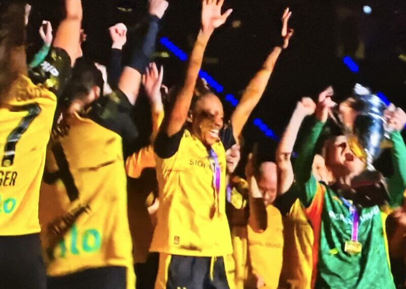 BVB-Handballerinnen gewinnen den DHB-Pokal 2026! 🏆🖤💛