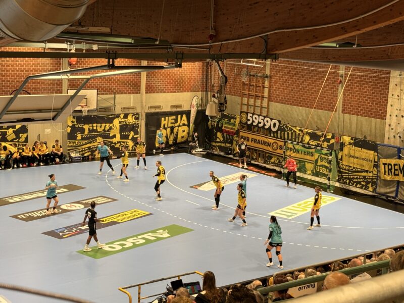 BVB-Frauen feiern Heimsieg gegen den Thüringer HC – Event Live war im Einsatz